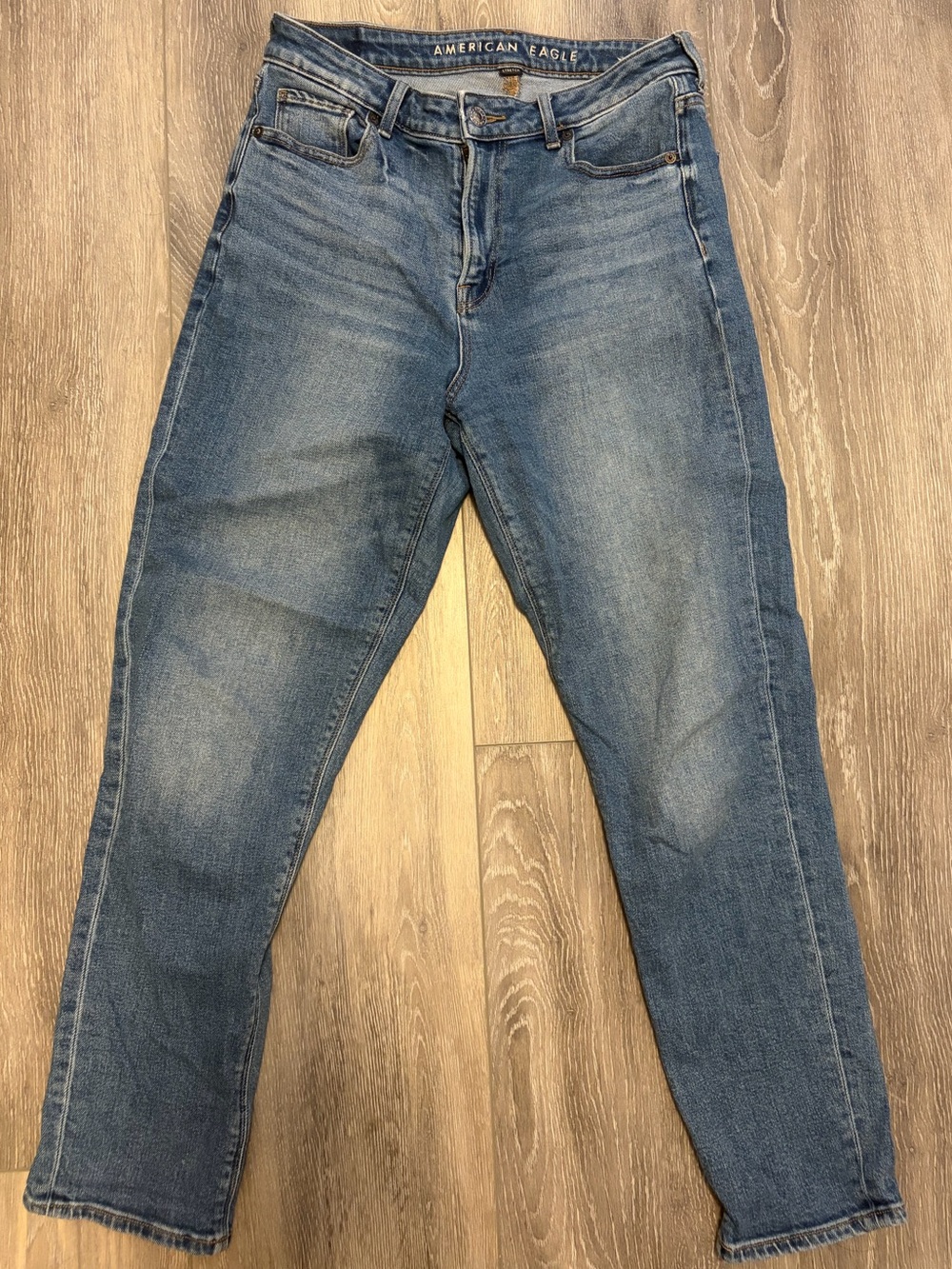 American Eagle Mom Jeans
